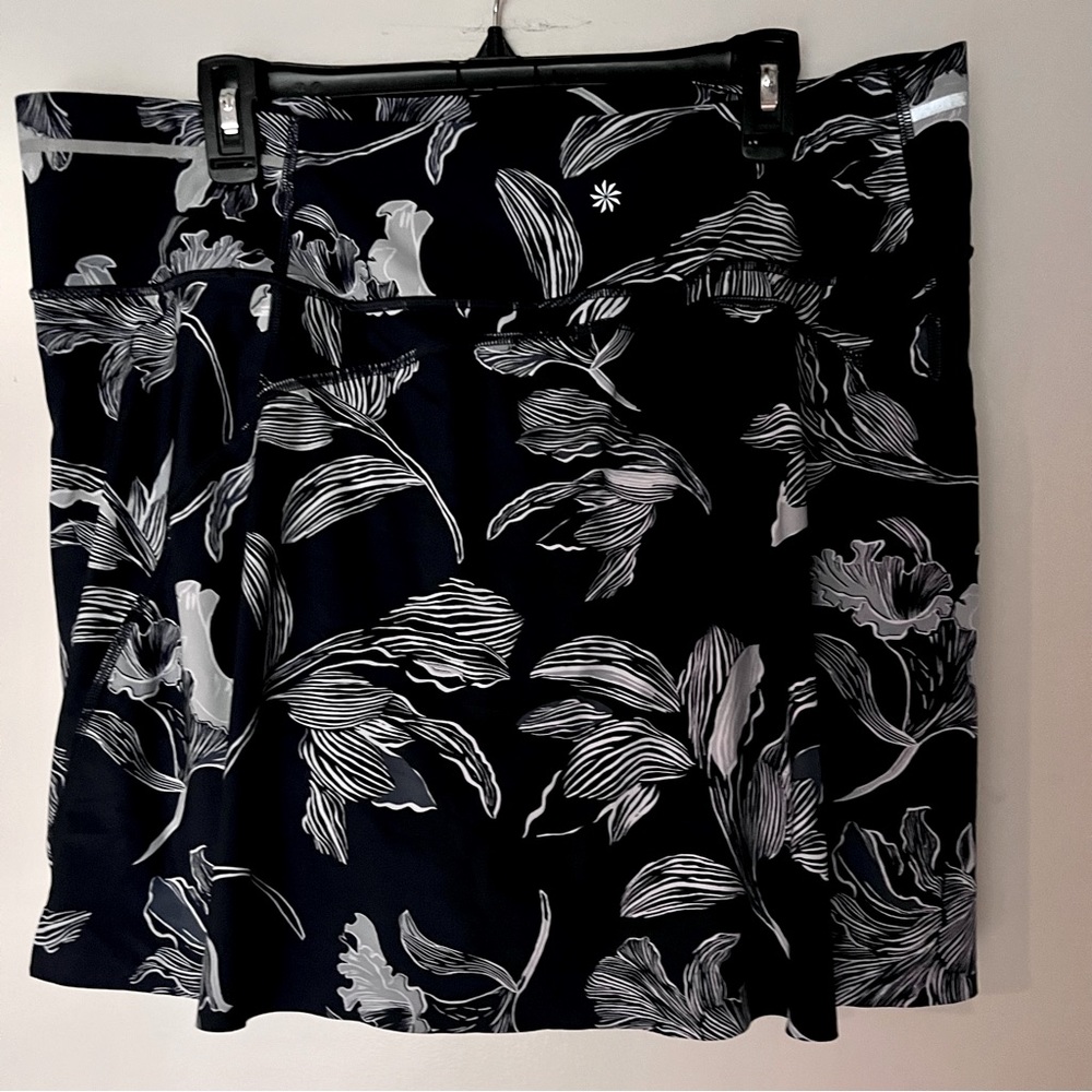 Athleta Tropical Navy Blue Sonic Skort Short XLT XL Tall